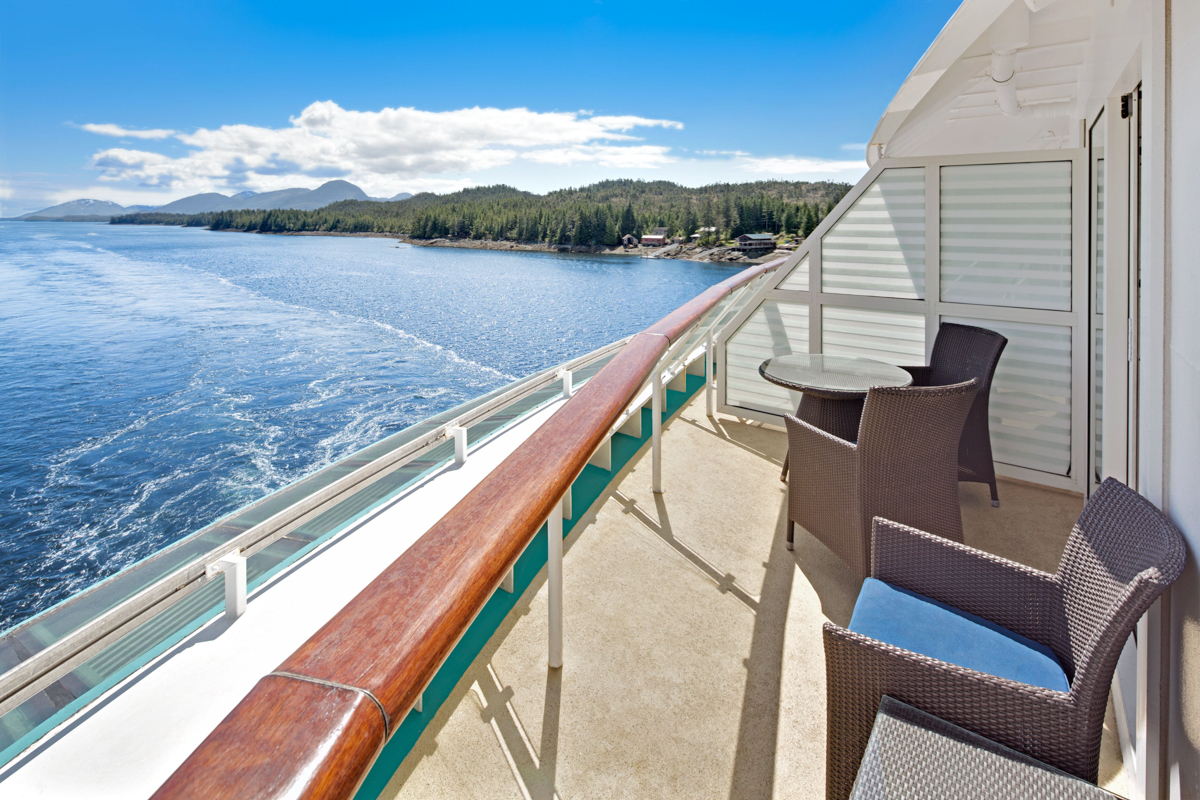MyCruise Royal-Caribbean-Cruise-Line Radiance-of-the-Seas Kahytter Suite OT3
